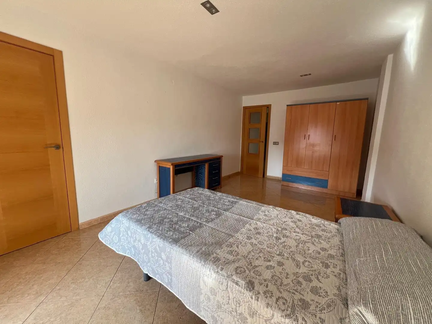 Schlafzimmer von Wohnung zur Miete in Córdoba mit Klimaanlage, Terrasse und Möbliert