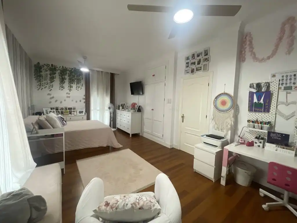 Dormitori de Casa o xalet en venda en Vélez-Málaga
