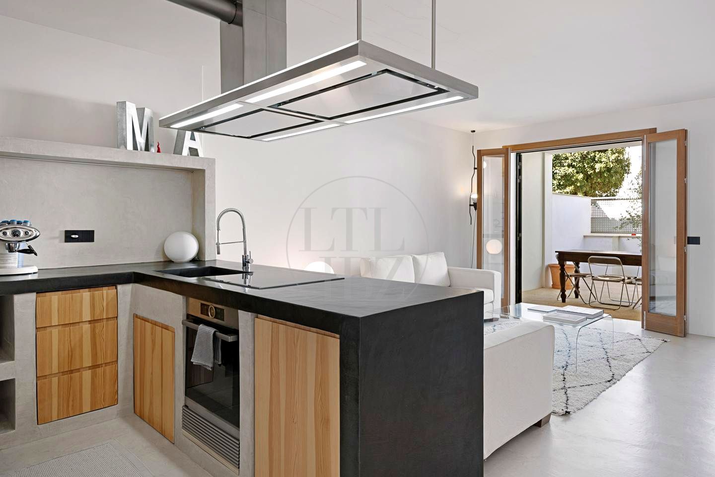 Cuina de Apartament en venda en Formentera amb Aire condicionat i Moblat
