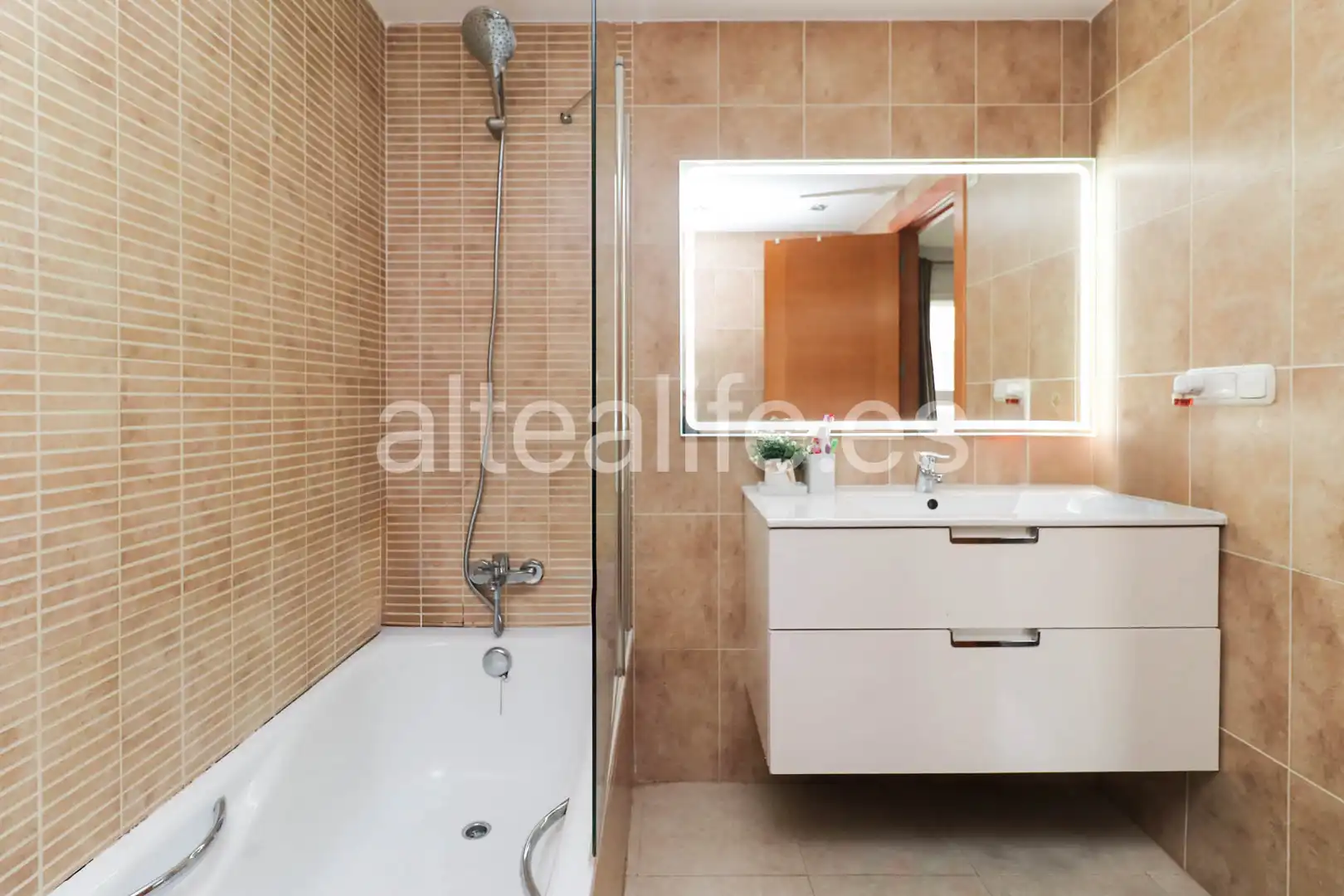 Bany de Apartament en venda en Altea amb Aire condicionat, Calefacció i Balcó