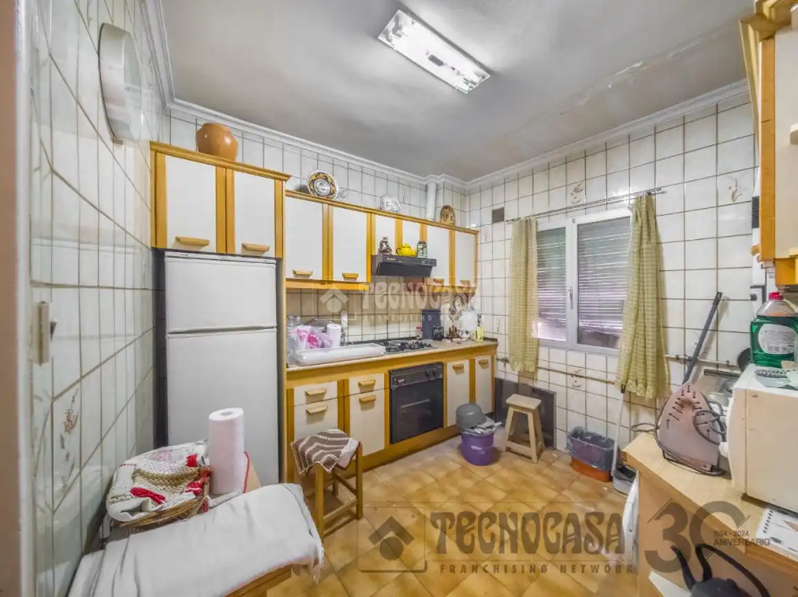 Kitchen of Flat for sale in  Madrid Capital  with Heating