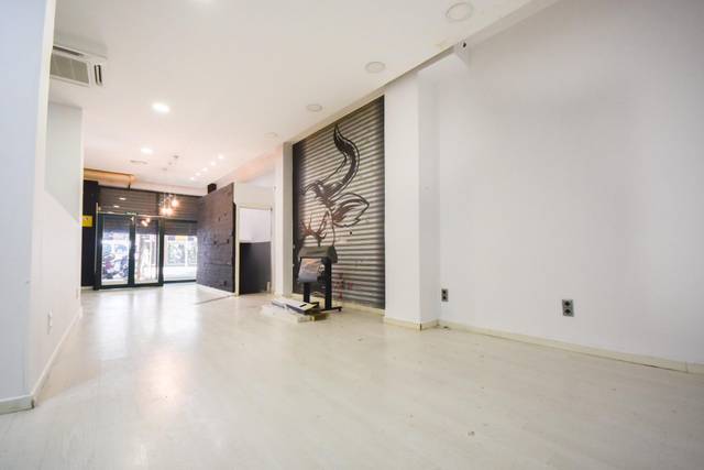Local comercial en Alquiler en Carrer Carrer de Jaume Balmes en Arxiduc