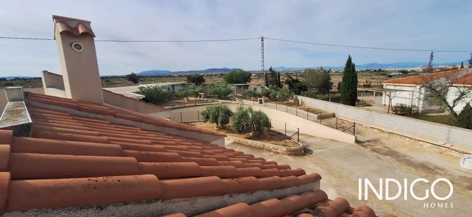 Vista exterior de Casa o chalet en venta en Elche / Elx con Aire acondicionado, Calefacción y Terraza