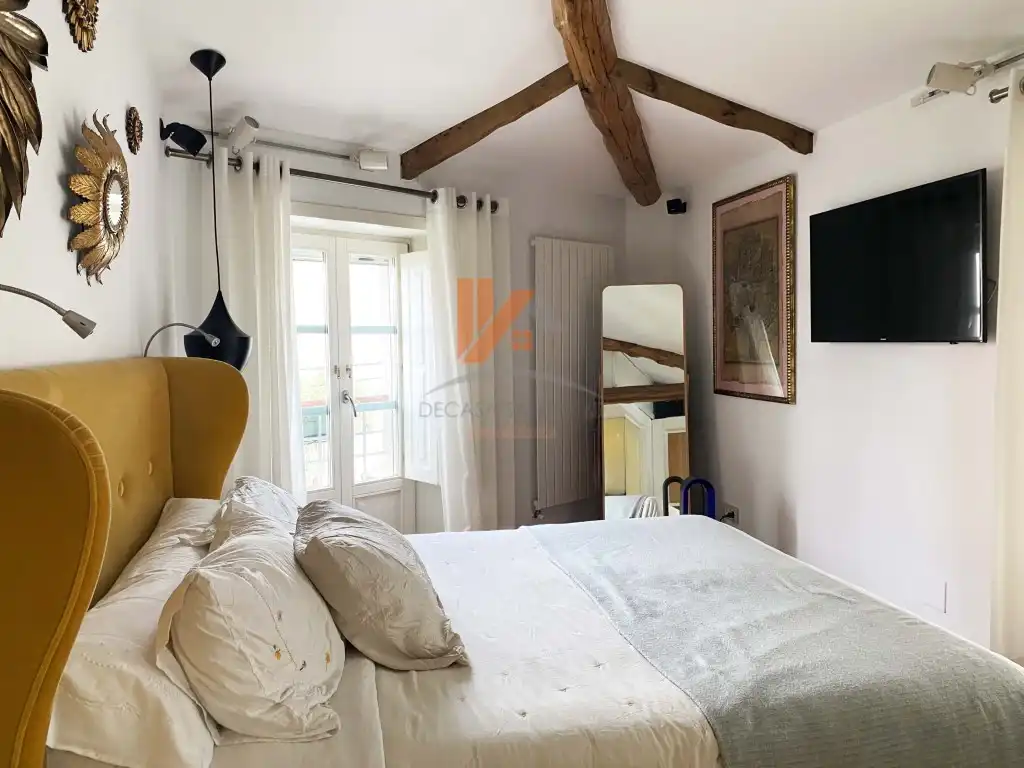 Bedroom of Houses for sale in Santiago de Compostela   with Washing machine
