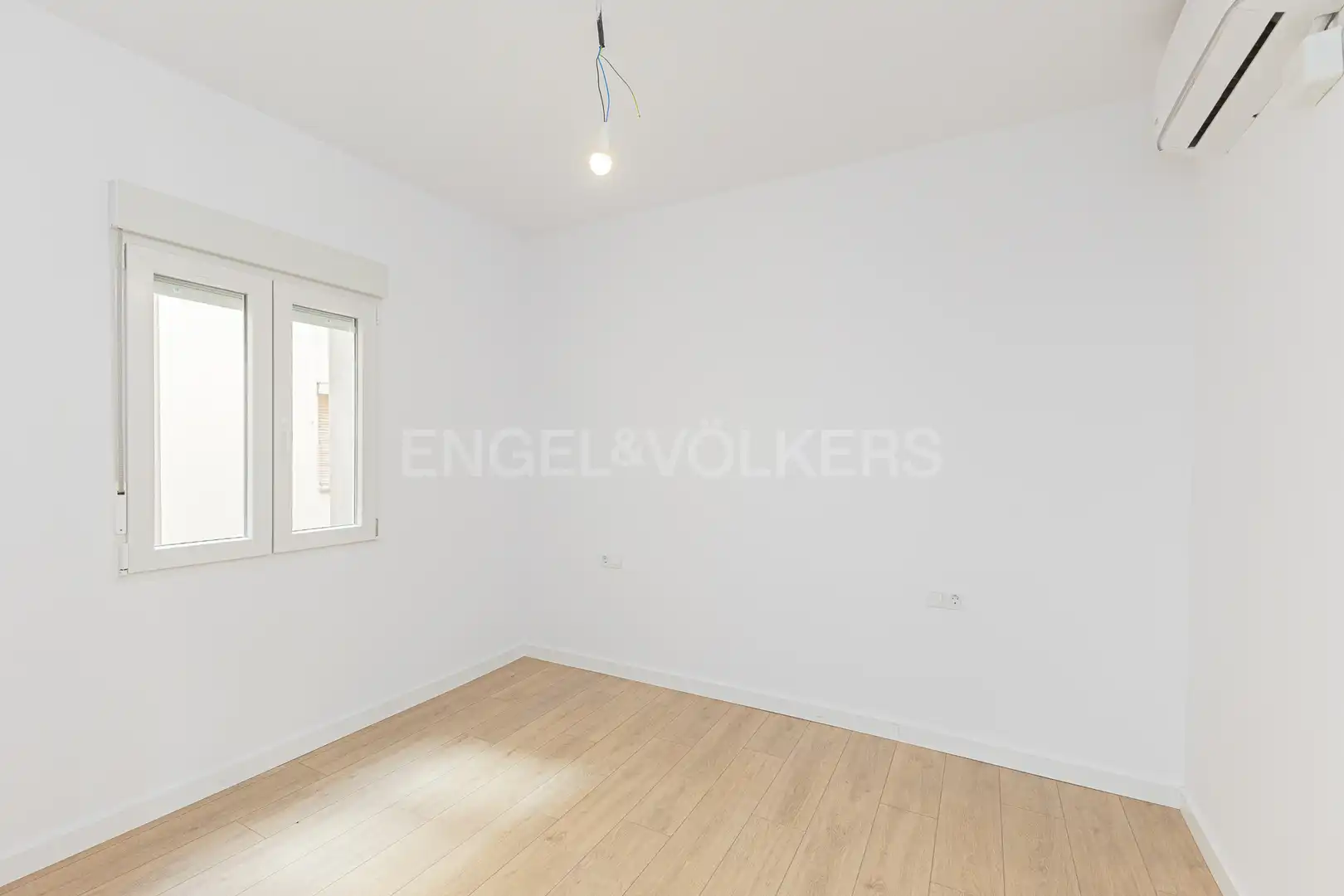 Piso en venta en Barcelona con Aire acondicionado, Calefacción y Parquet