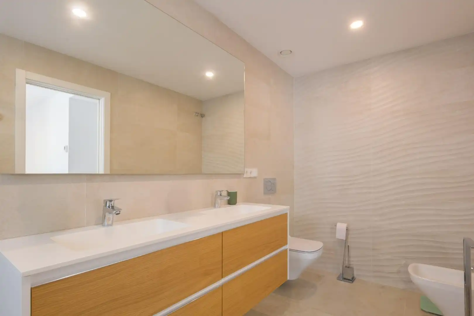 Bathroom of Apartments for sale in La Capellanía - El Higuerón