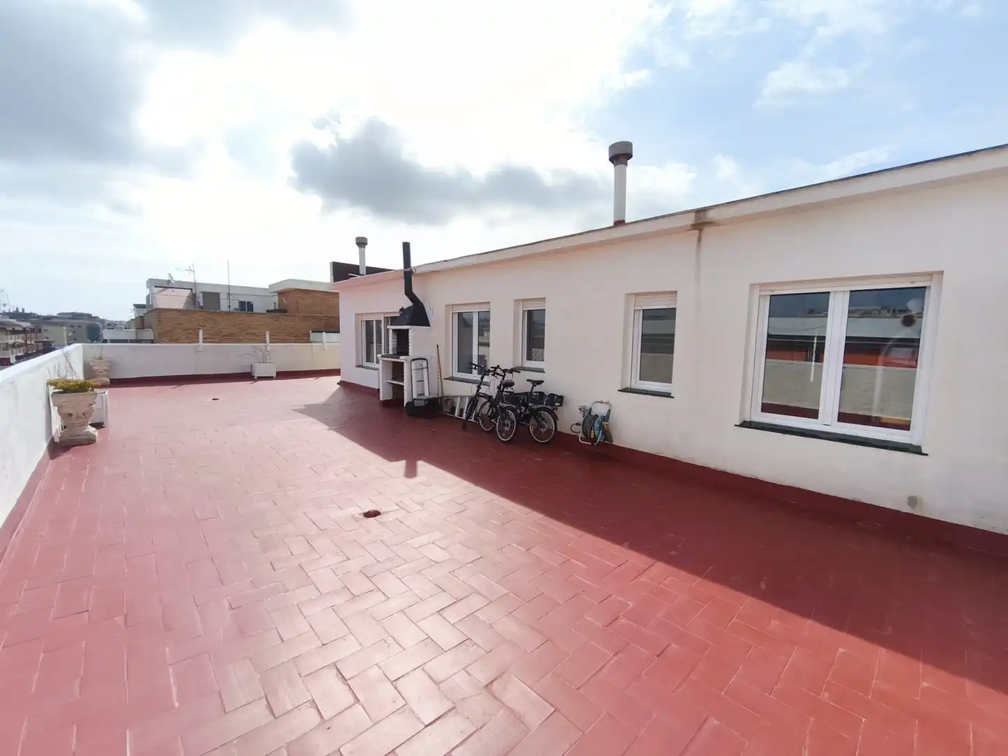 Vista exterior de Piso en venta en Salou con Calefacción, Parquet y Terraza