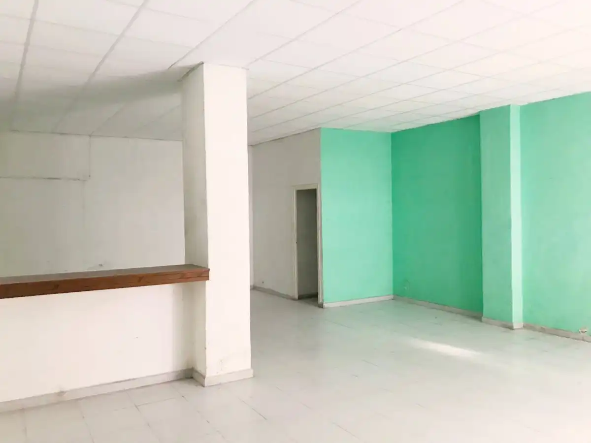 Business premises for sale in Carrer de Barcelona, imagen 3
