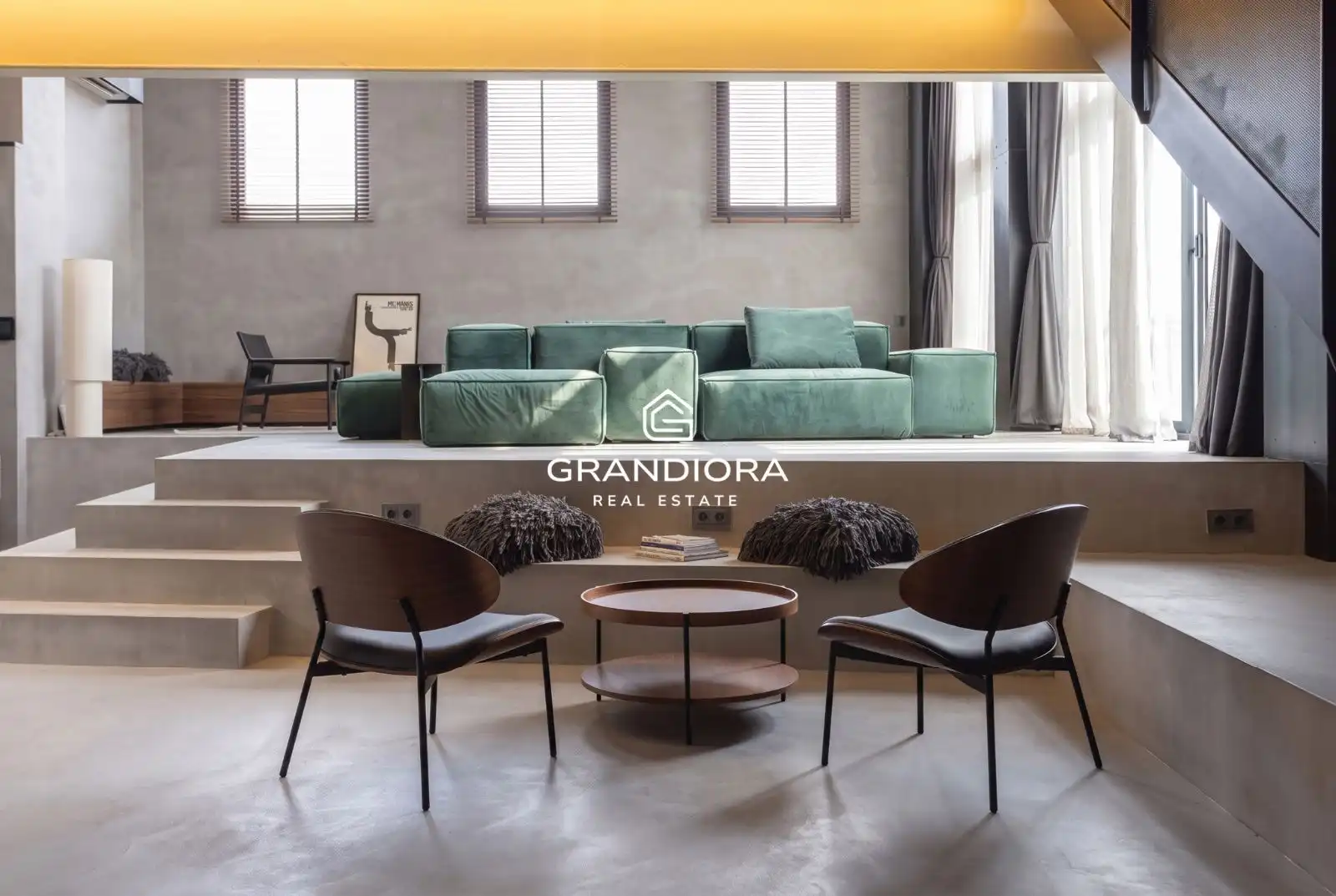 Living room of Flat for rent in Barcelona  with Air Conditioner, Terrace and Furnished