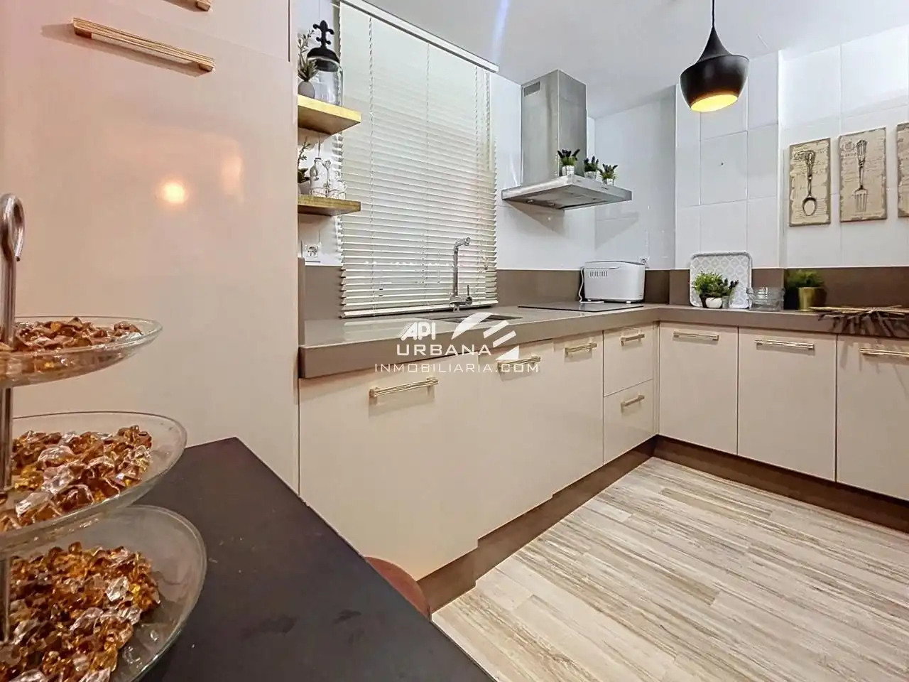 Kitchen of Flat for sale in Lucena