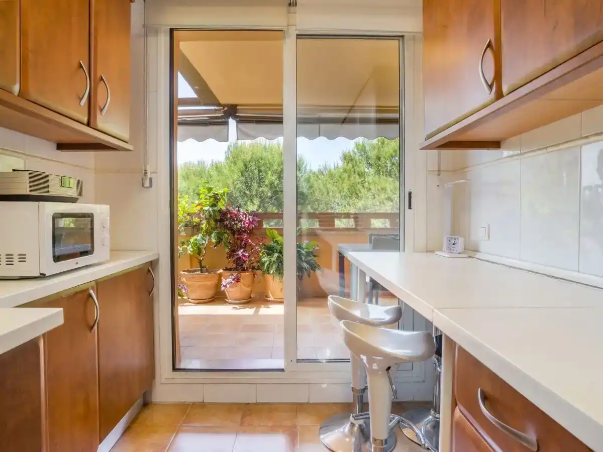Cuina de Apartament en venda en Marbella amb Aire condicionat i Piscina