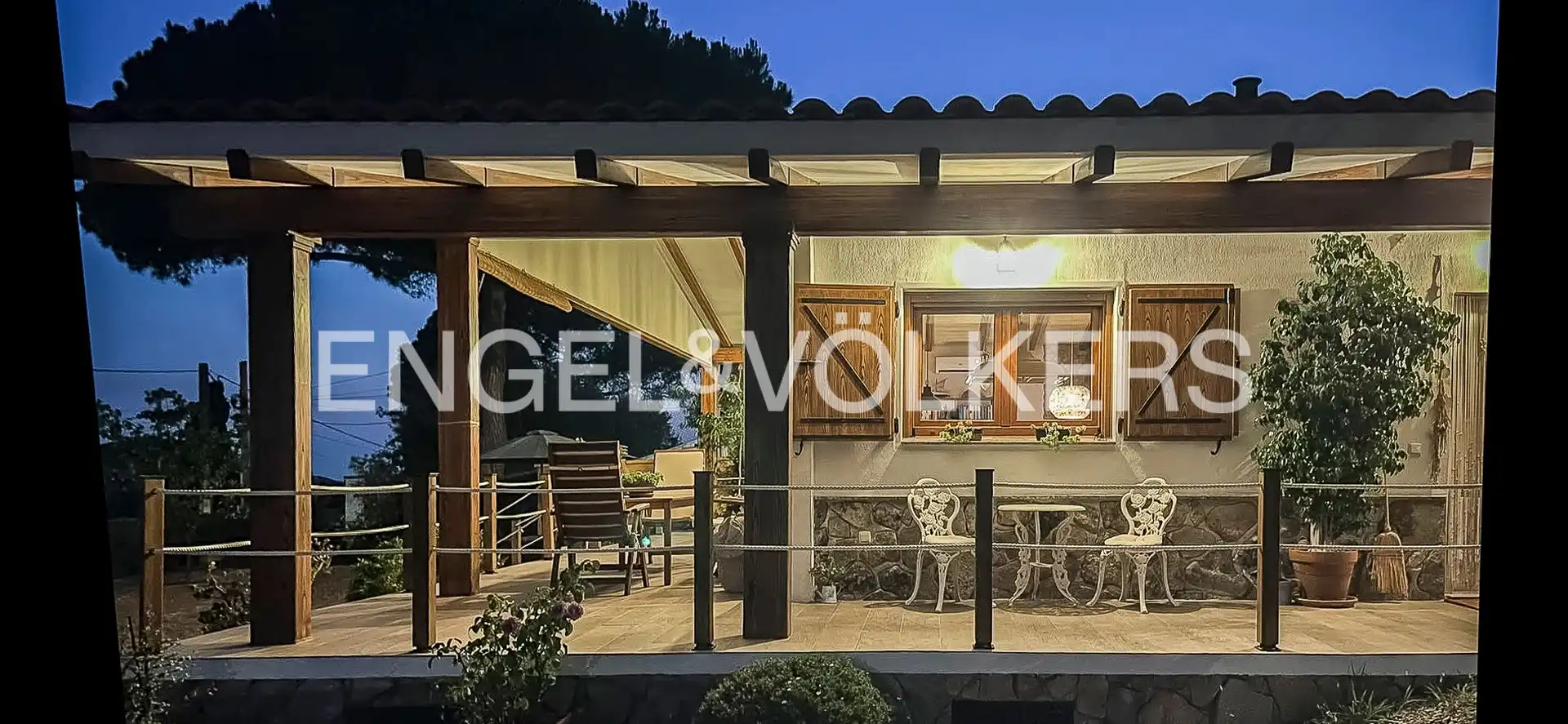 Terraza de Casa o chalet en venta en Vilanova del Vallès con Aire acondicionado, Calefacción y Jardín privado