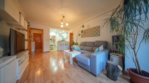 Foto 5 de Planta baixa en venda a Calle Nazaret, Villafontana - Estoril I, Móstoles