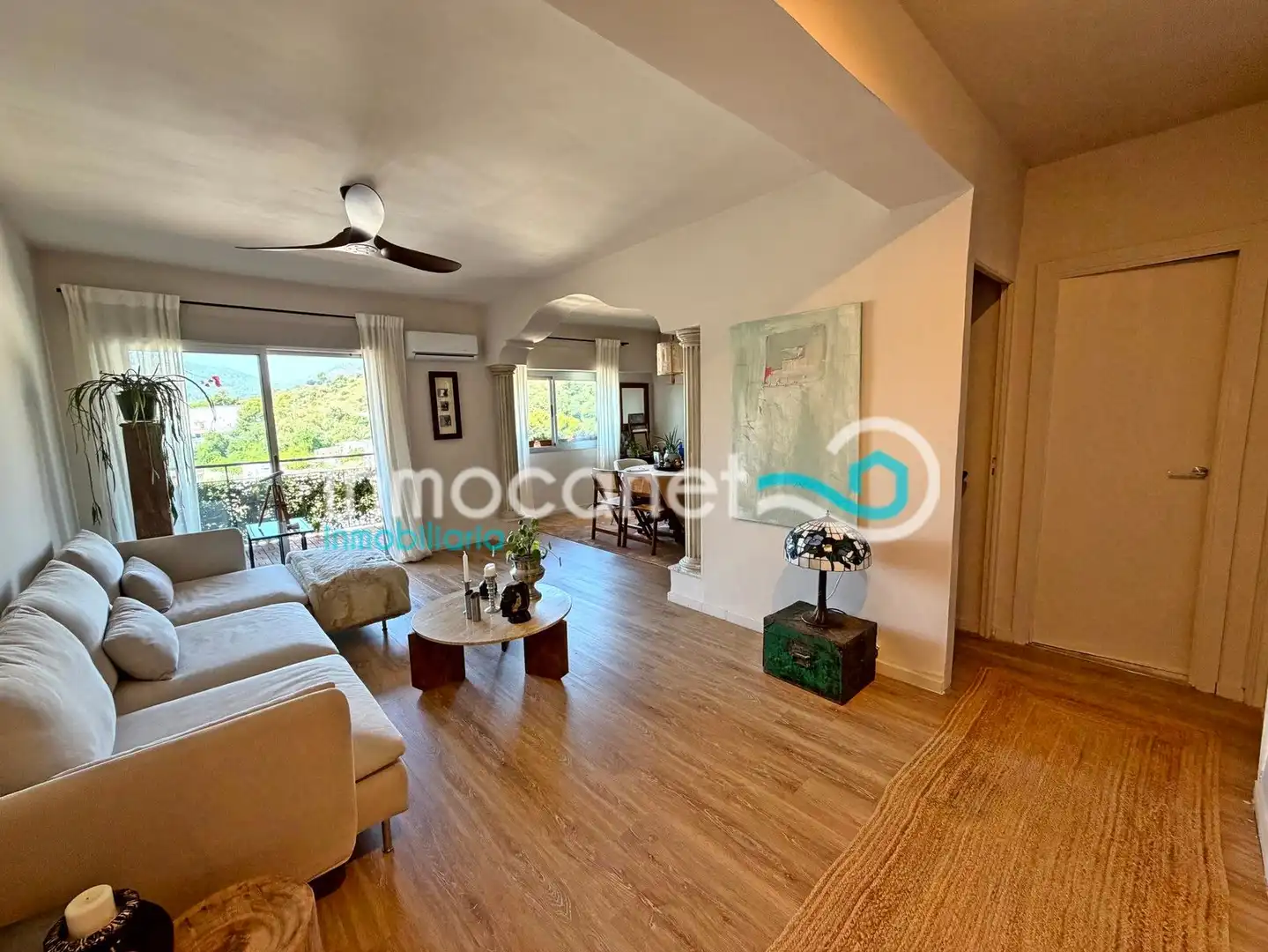 Living room of Apartments for sale in Oliva  with Air Conditioner and Balcony