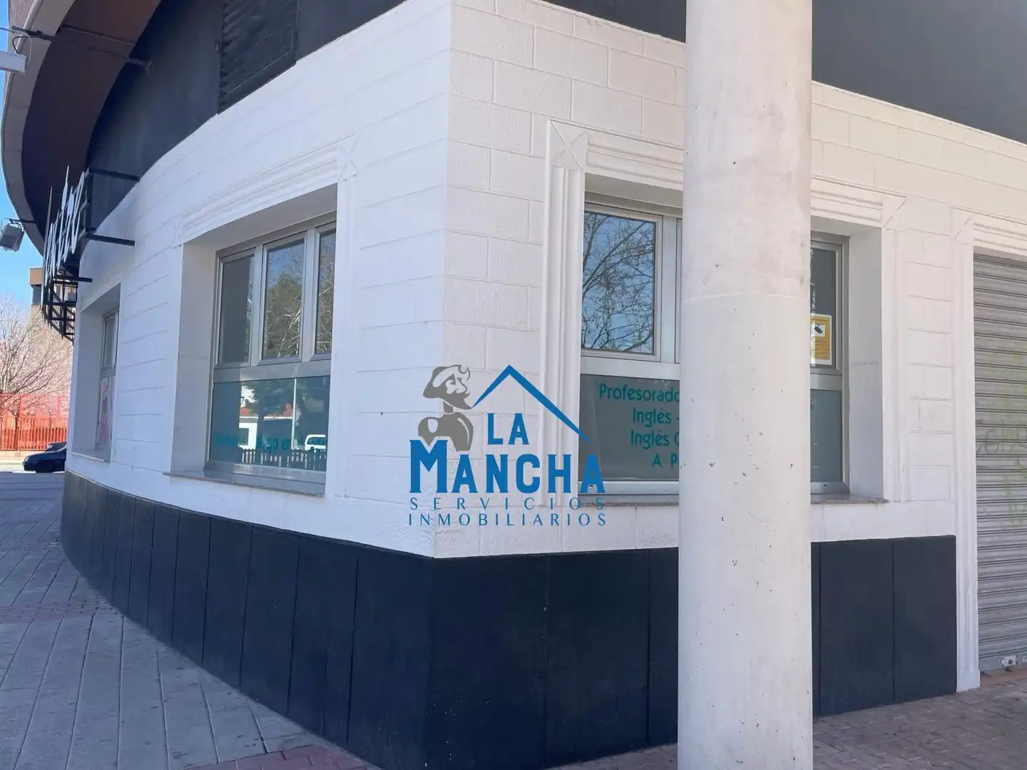 Local comercial en venda a Calle PINTOR QUIJADA