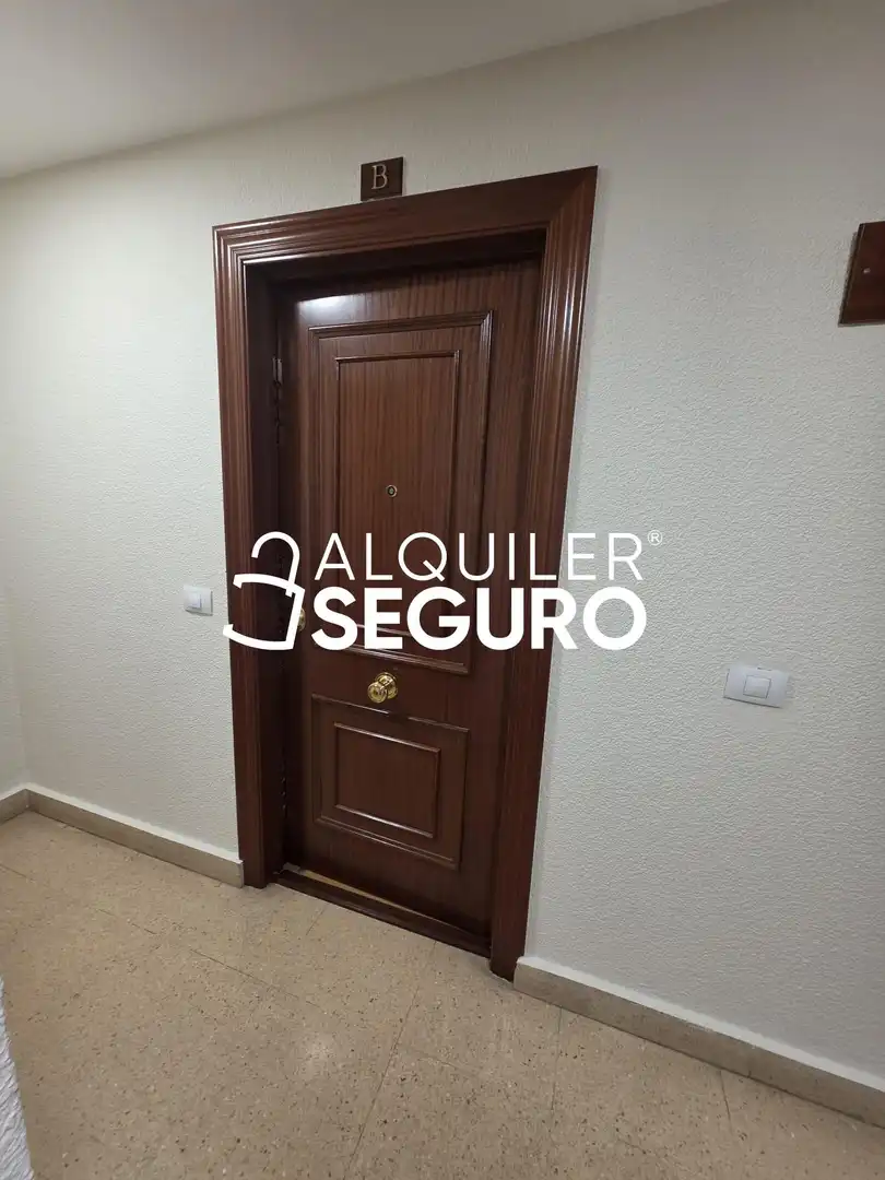 Pis de lloguer en Burgos amb Calefacció, Terrassa i Moblat