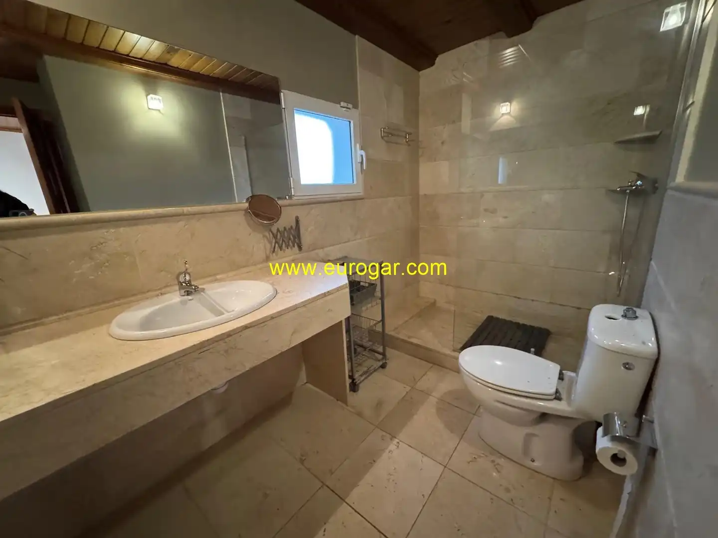 Baño de Casa o chalet en venta en Chiva con Aire acondicionado, Calefacción y Jardín privado