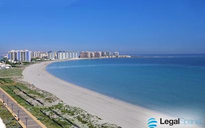 Vista exterior de Apartament en venda en La Manga del Mar Menor amb Aire condicionat, Terrassa i Piscina