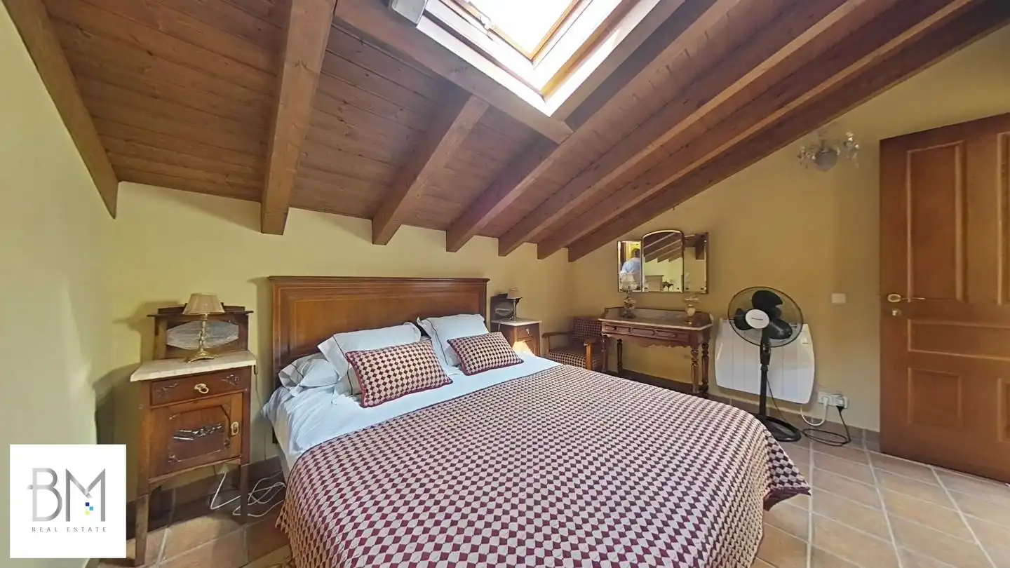 Dormitori de Casa o xalet en venda en Mombeltrán, Ávila