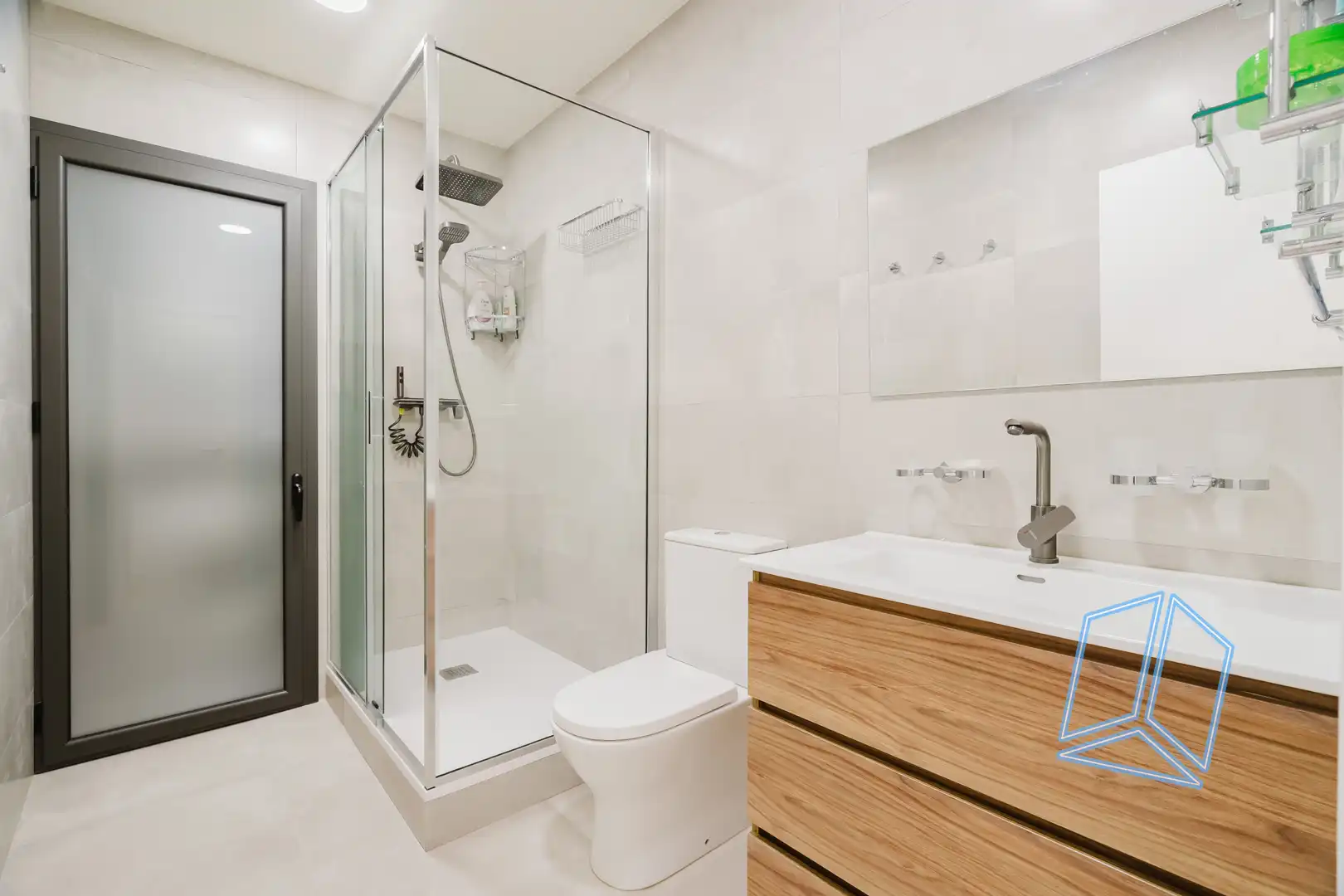 Baño de Piso en venta en Barcelona con Calefacción