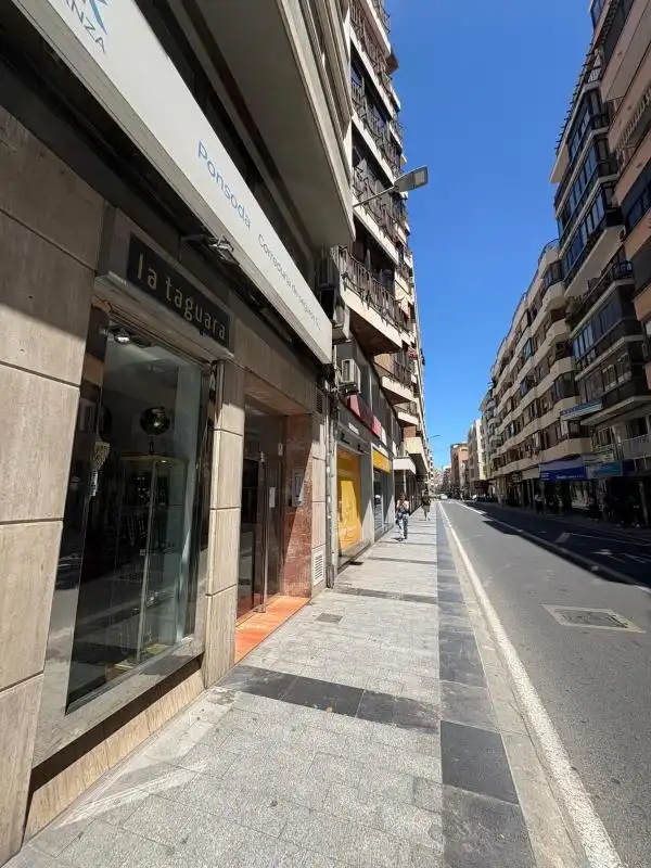 Büro zur Miete in Carrer Reis Catòlics, imagen 25