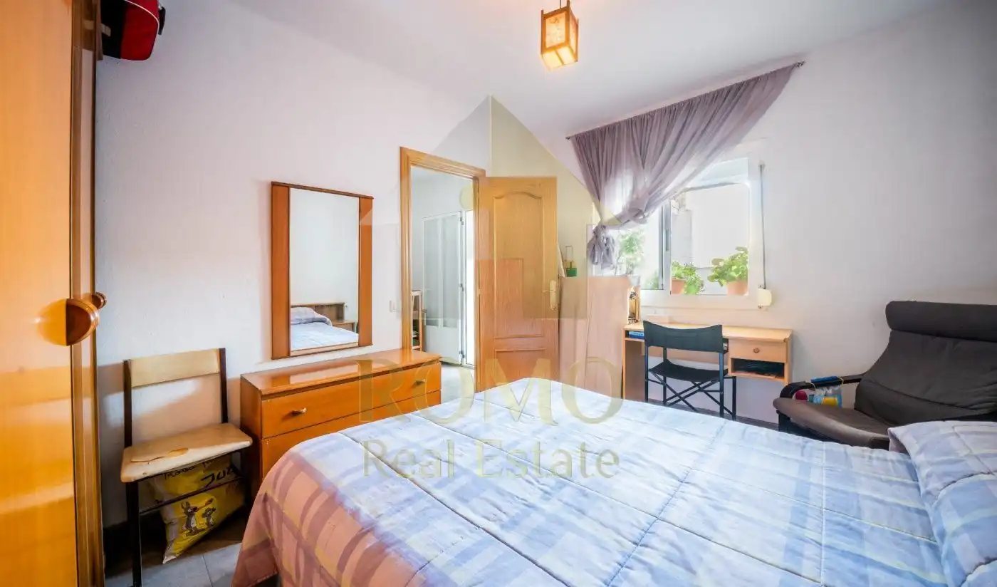 Habitación de Edificio en venta en Santa Perpètua de Mogoda