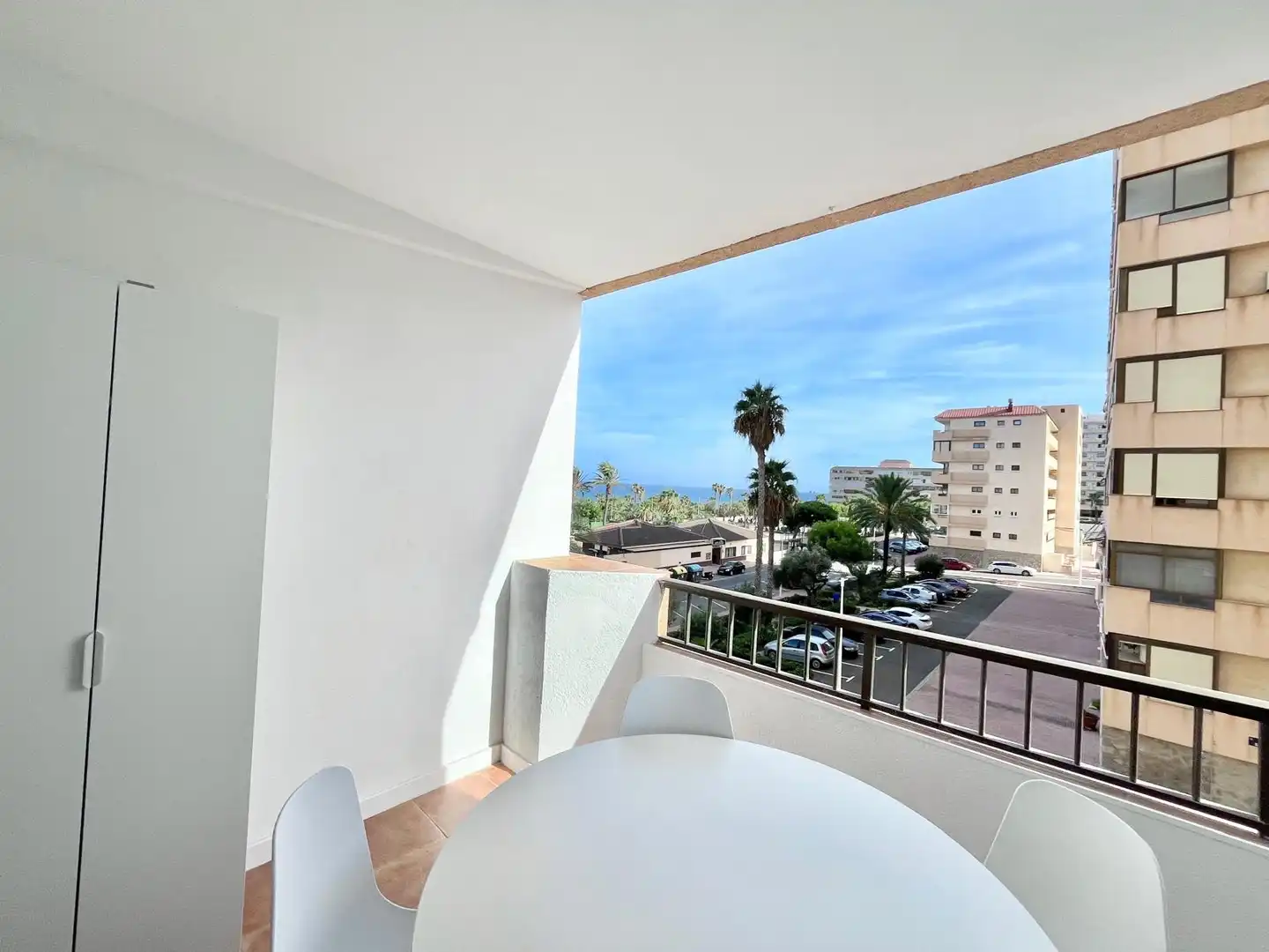 Terrassa de Apartament de lloguer en Torrevieja amb Calefacció, Moblat i Rentadora