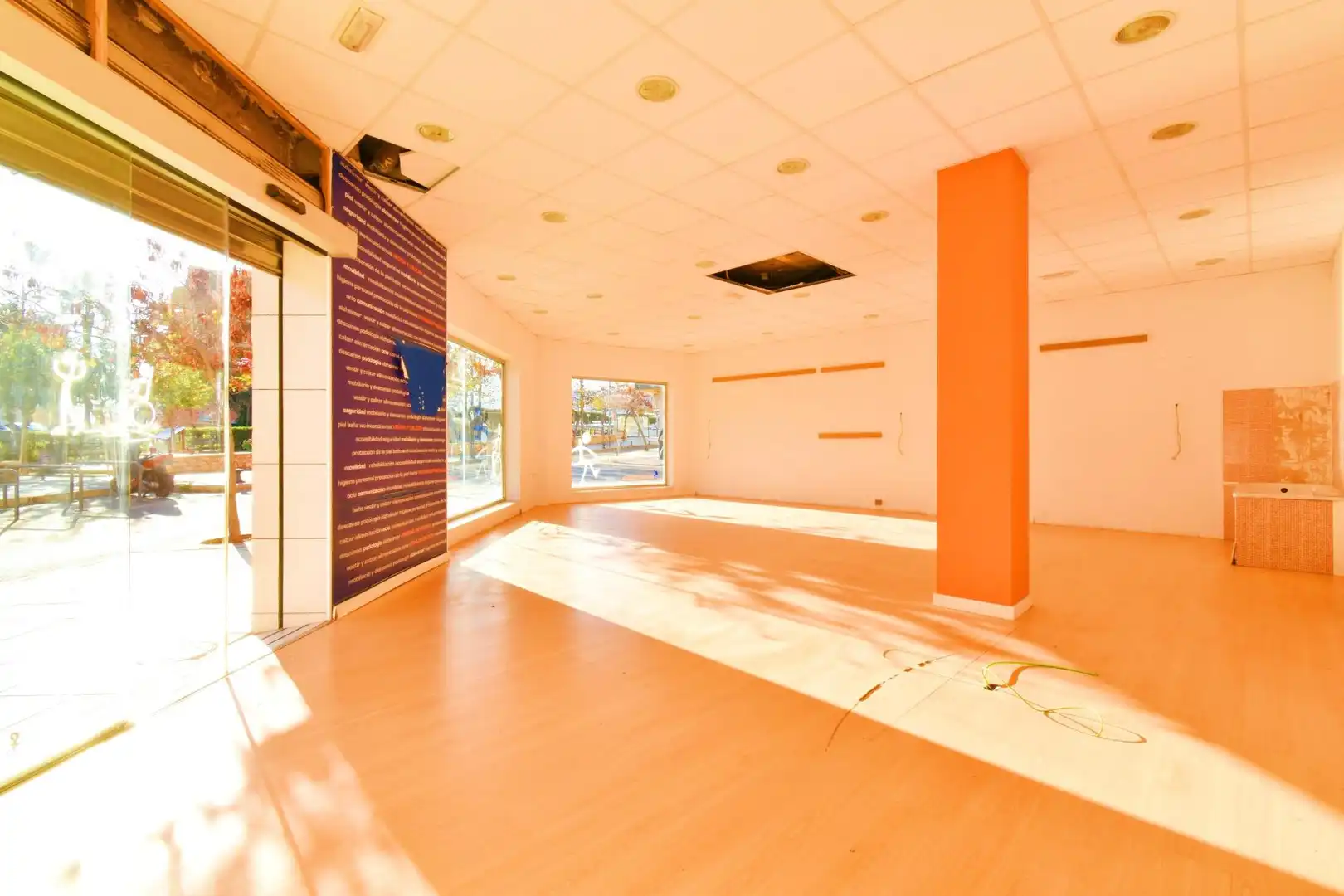 Local comercial en venda a El Ejido Ciudad, imagen 13