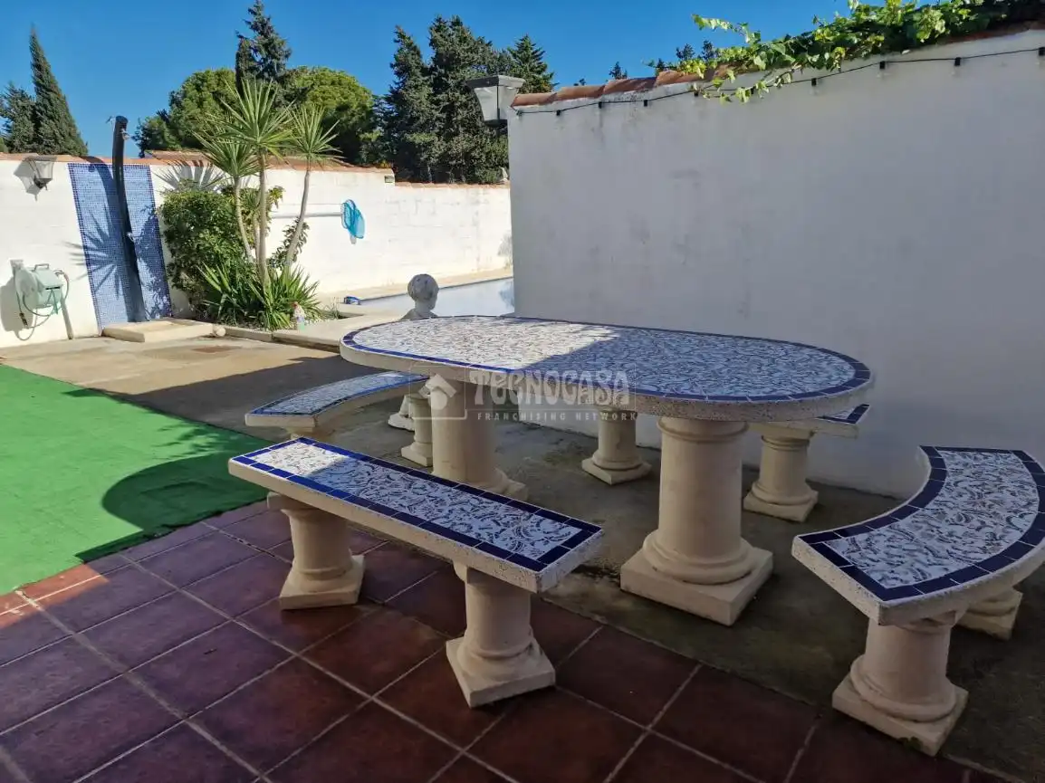 Terrace of Country homes for sale in Chiclana de la Frontera