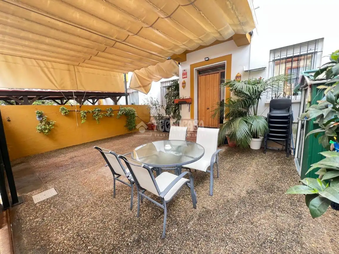 Terrace of Detached homes for sale in Dos Hermanas