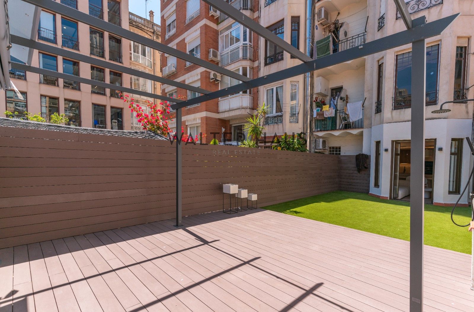 Terrassa de Pis en venda en  Barcelona Capital amb Aire condicionat, Calefacció i Jardí privat