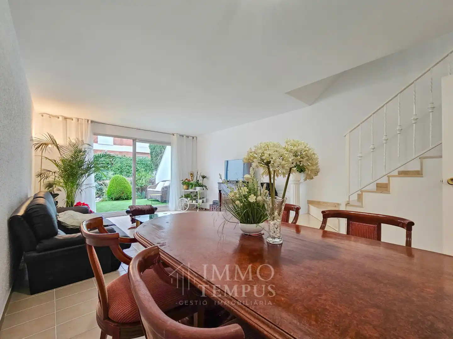 Jardín de Casa adosada en venta en Sant Cugat del Vallès con Jardín privado, Parquet y Terraza