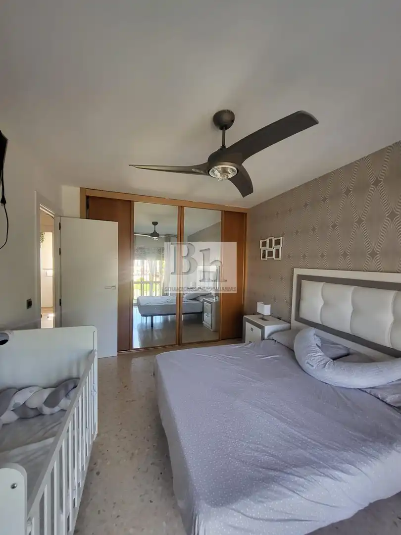 Habitación de Casa adosada en venta en Alhaurín de la Torre