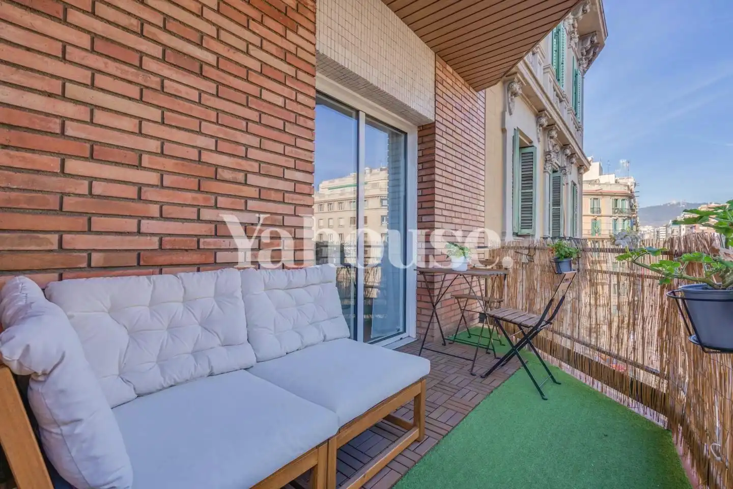 Terrasse von Wohnung zum Verkauf in Barcelona mit Klimaanlage, Heizung und Parkett