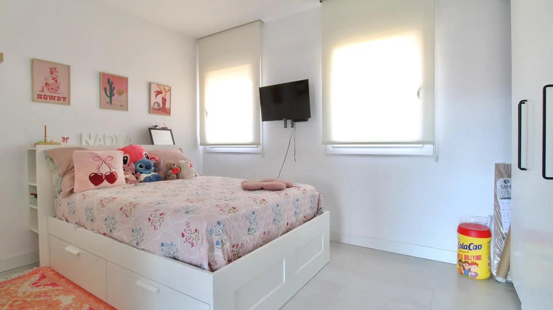 Habitación de Casa adosada en venta en Armilla con Aire acondicionado, Calefacción y Jardín privado