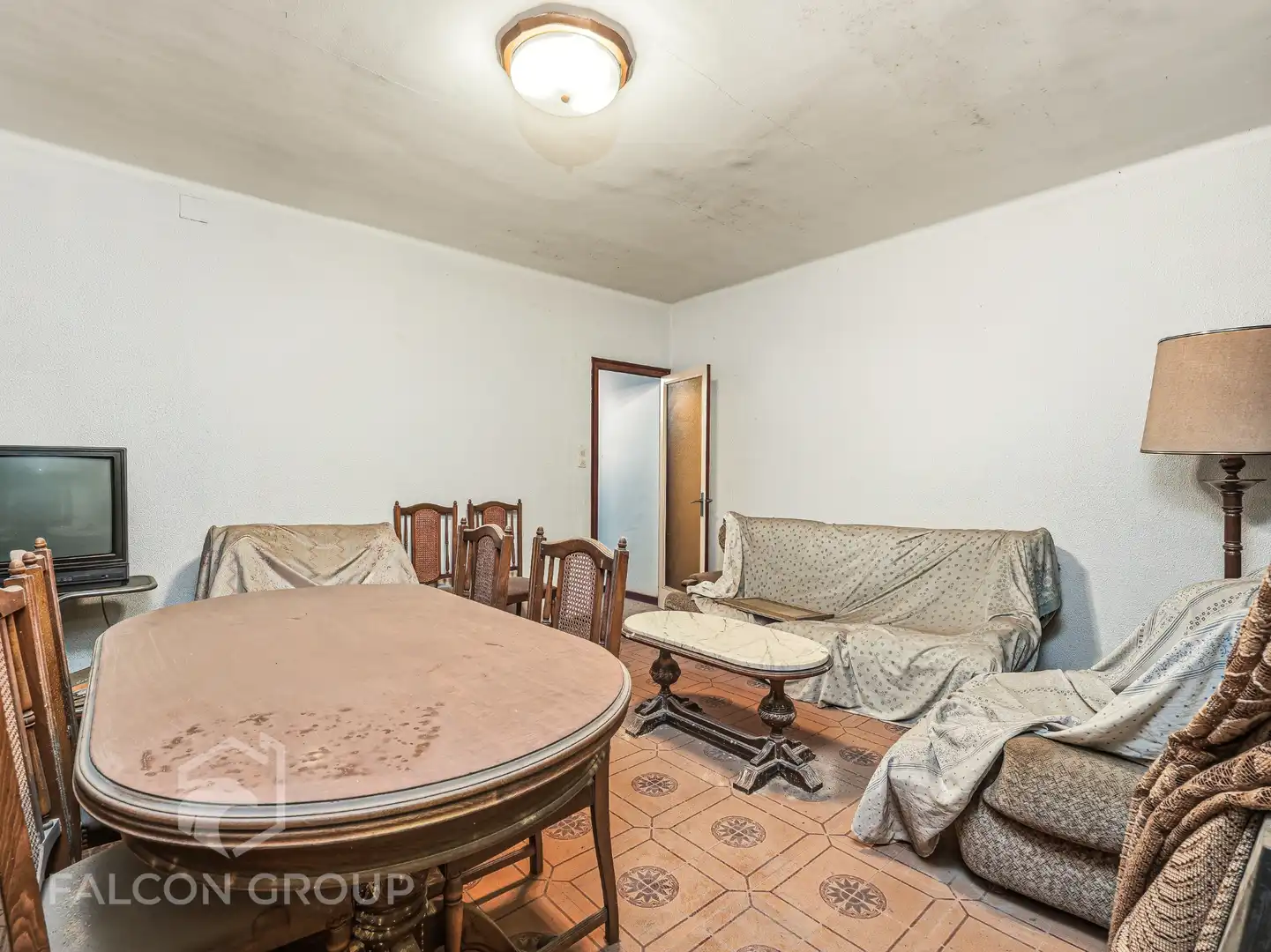 Sala d'estar de Casa adosada en venda en Vilanova i la Geltrú amb Terrassa i Balcó