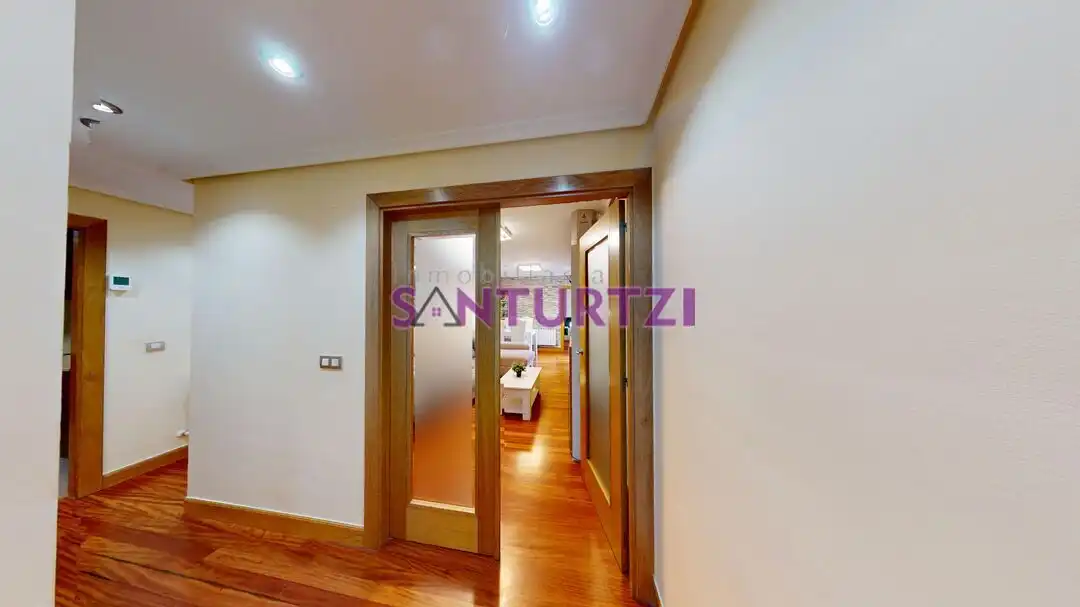 Piso en venta en Santurtzi  con Calefacción, Terraza y Trastero