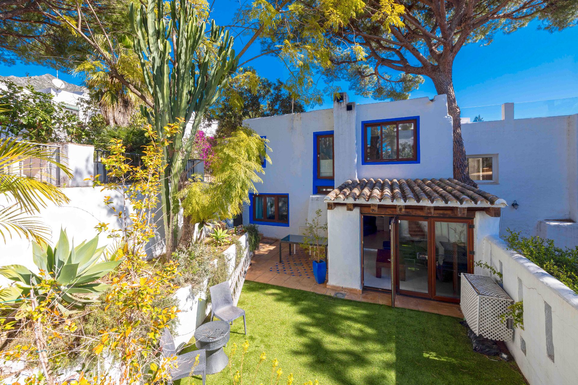 Jardín de Casa adosada en venta en Marbella con Aire acondicionado, Calefacción y Jardín privado
