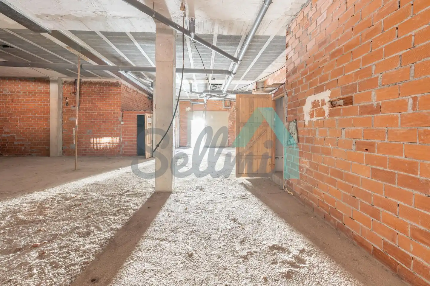 Local comercial de lloguer a De La Florida, imagen 3