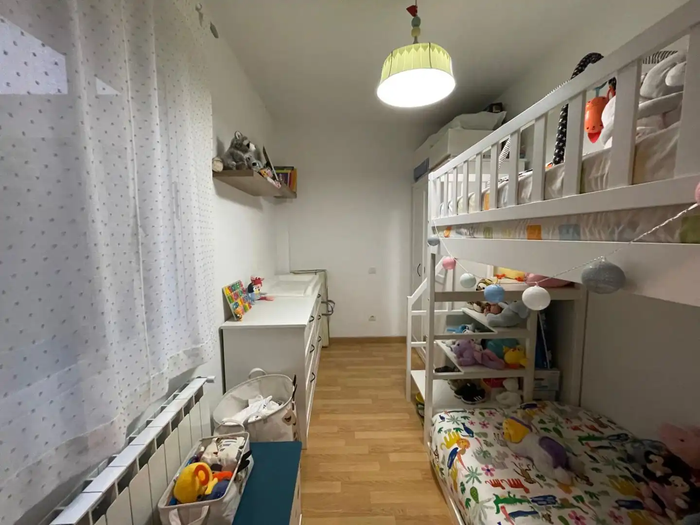 Bedroom of Flat for sale in Valdepeñas  with Air Conditioner, Heating and Terrace