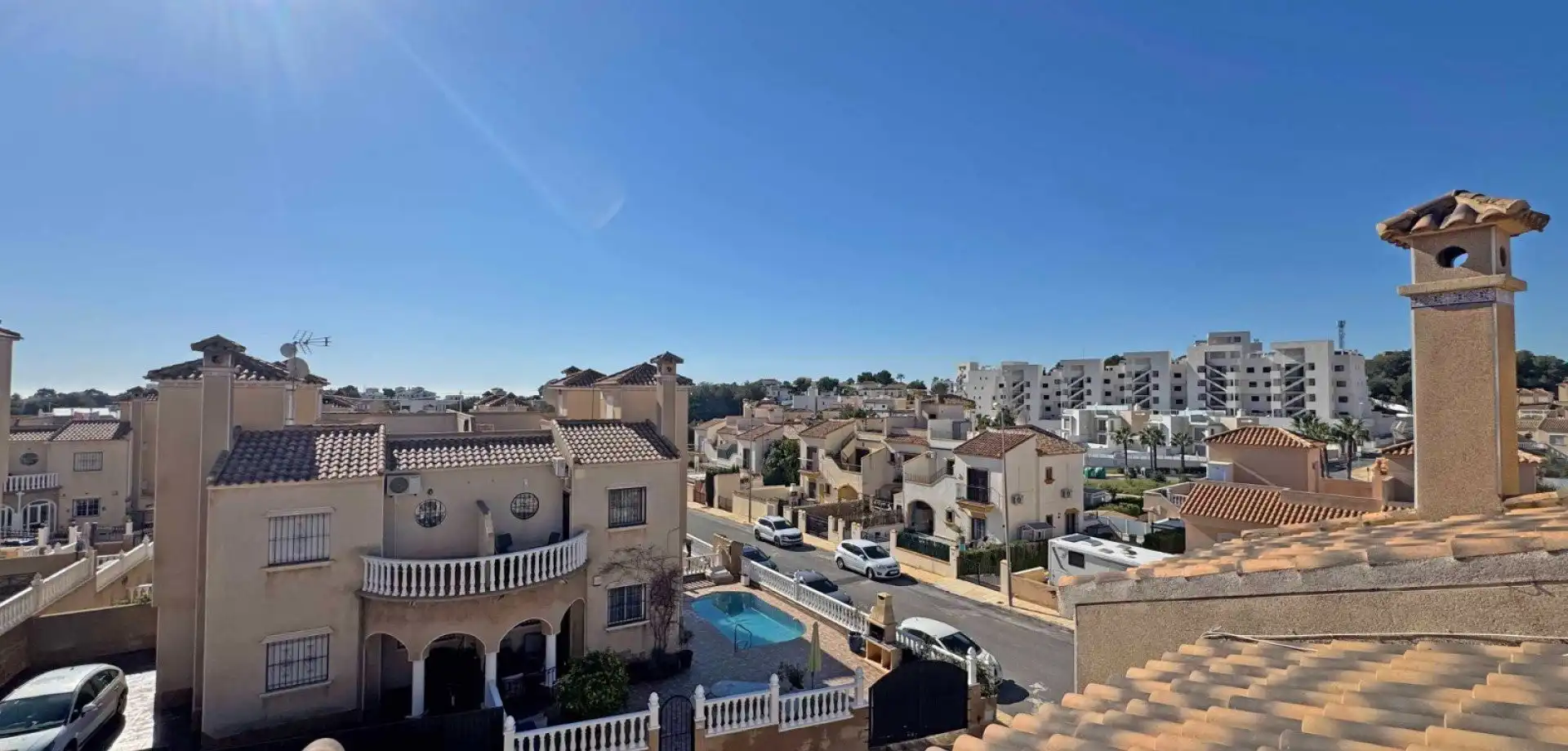 Außenansicht von Country house zum Verkauf in Orihuela mit Privatgarten, Terrasse und Abstellraum