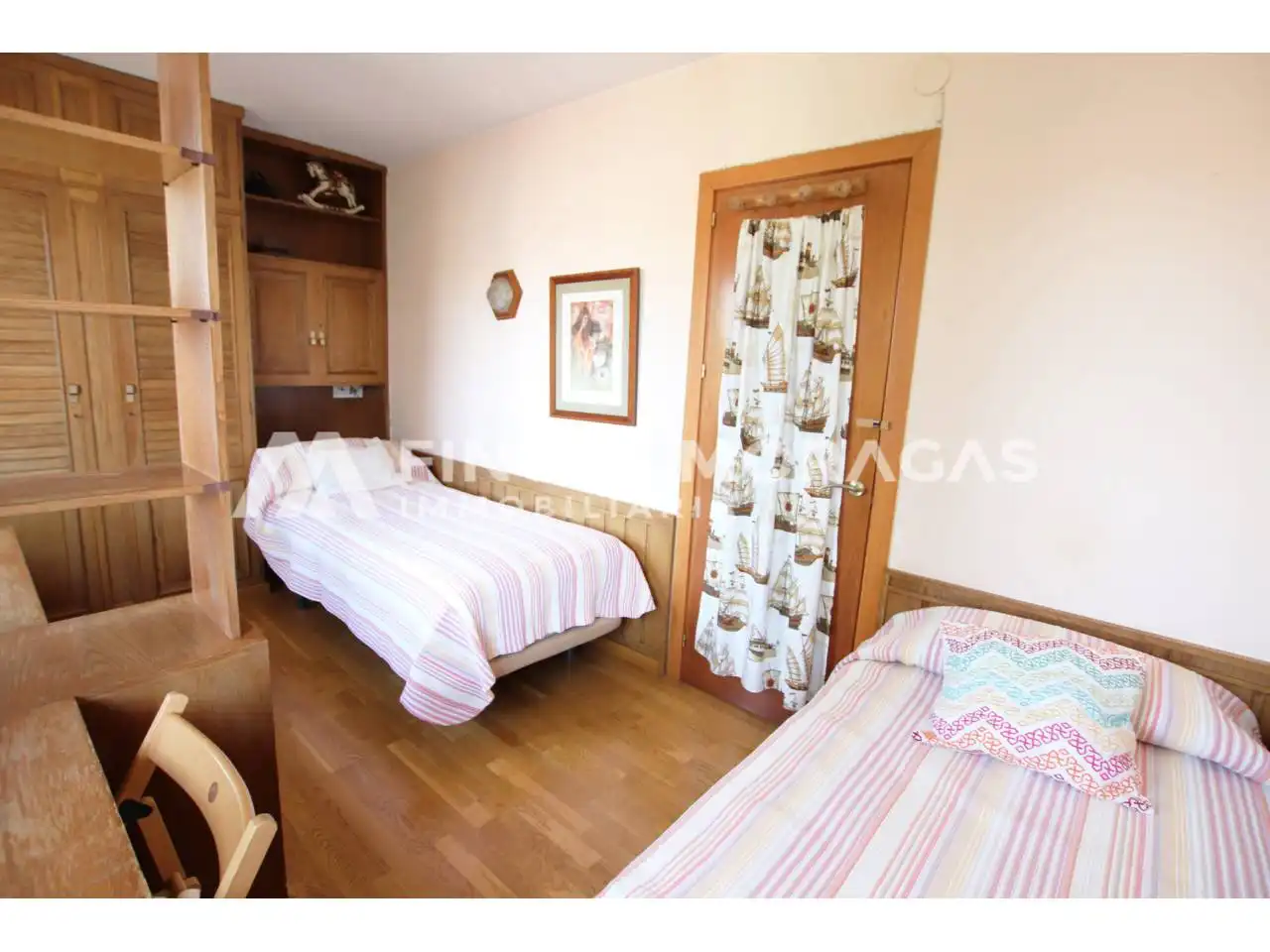 Bedroom of Attic for sale in Sant Cugat del Vallès  with Air Conditioner, Heating and Parquet flooring