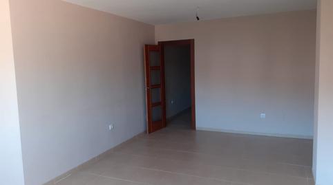Foto 3 de Apartament en venda a Carretera de Martos, 12, Los Villares, Jaén