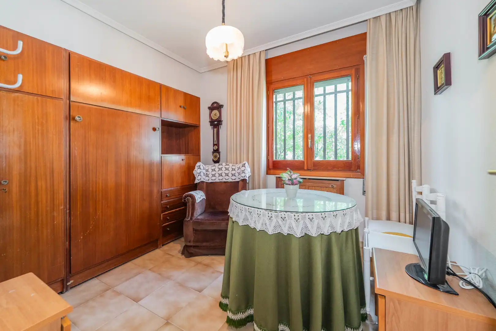 Bedroom of Houses for sale in El Molar (Madrid)  with Air Conditioner, Heating and Private garden