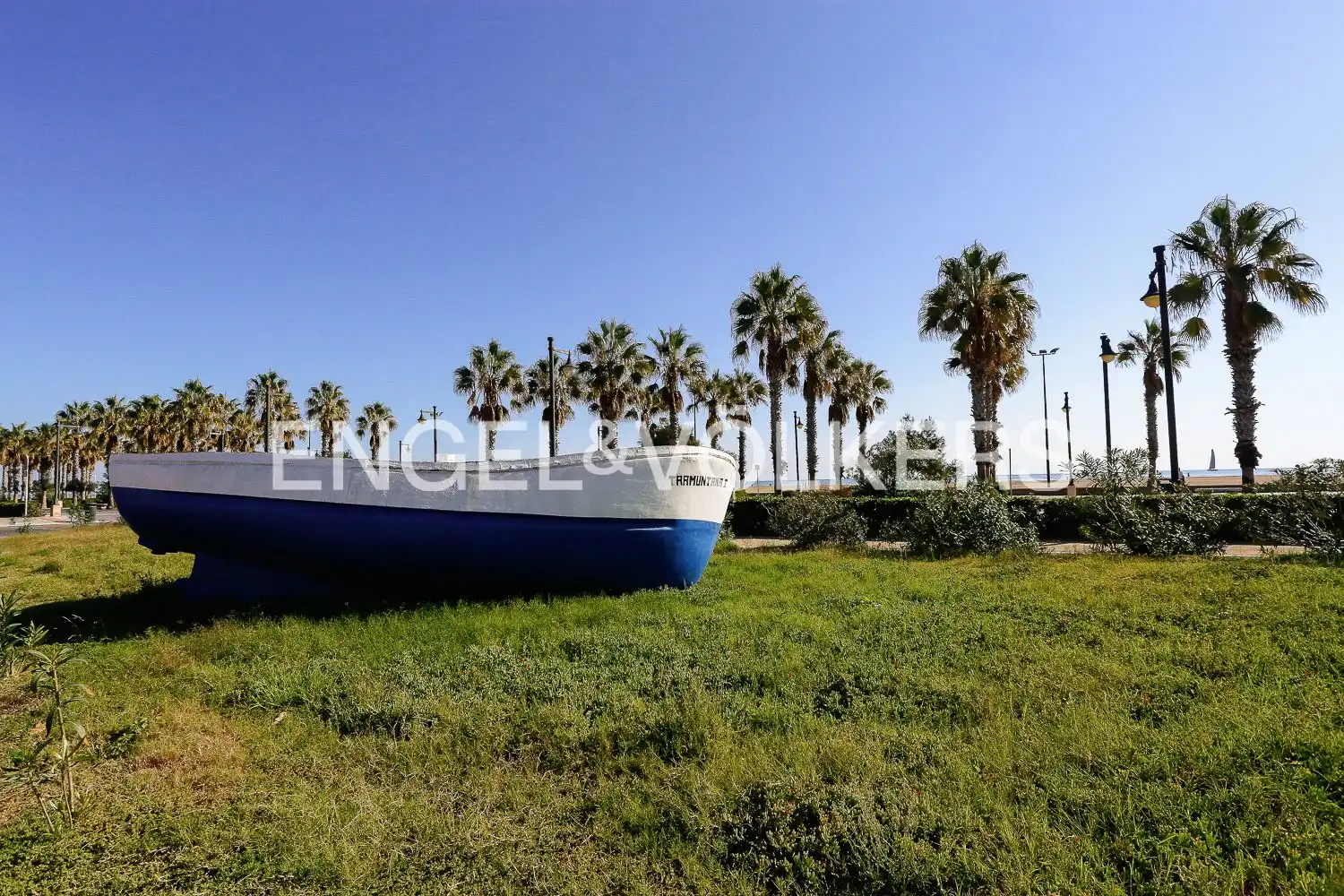 Flat for sale in Valencia  with Air Conditioner, Heating and Parquet flooring