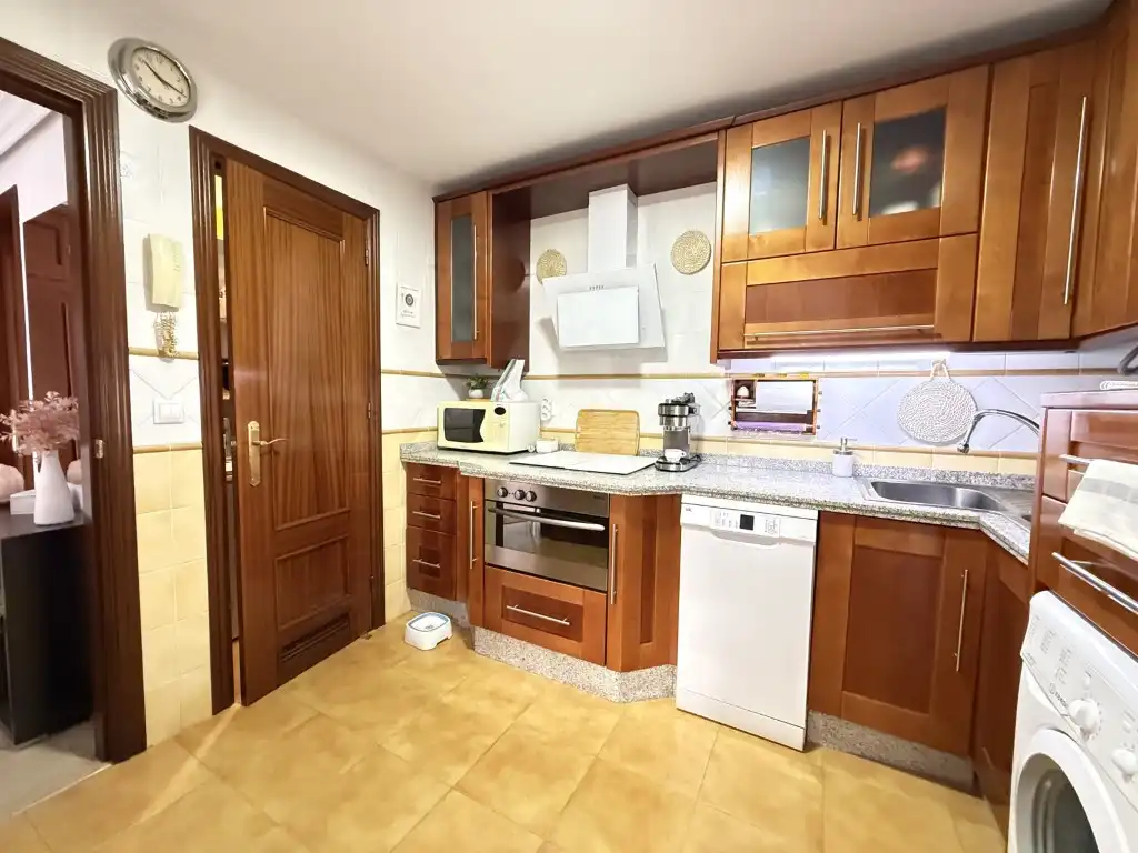 Cuina de Casa o xalet en venda en Villafranca de Córdoba amb Aire condicionat