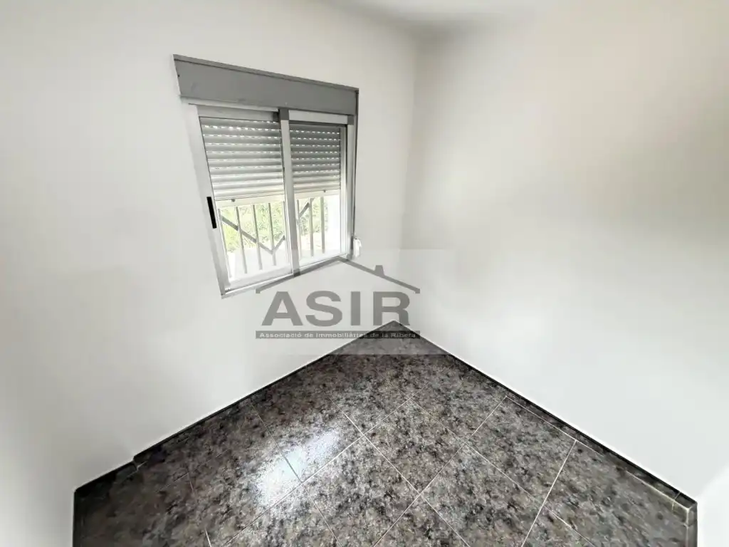 Bedroom of Houses for sale in Alzira