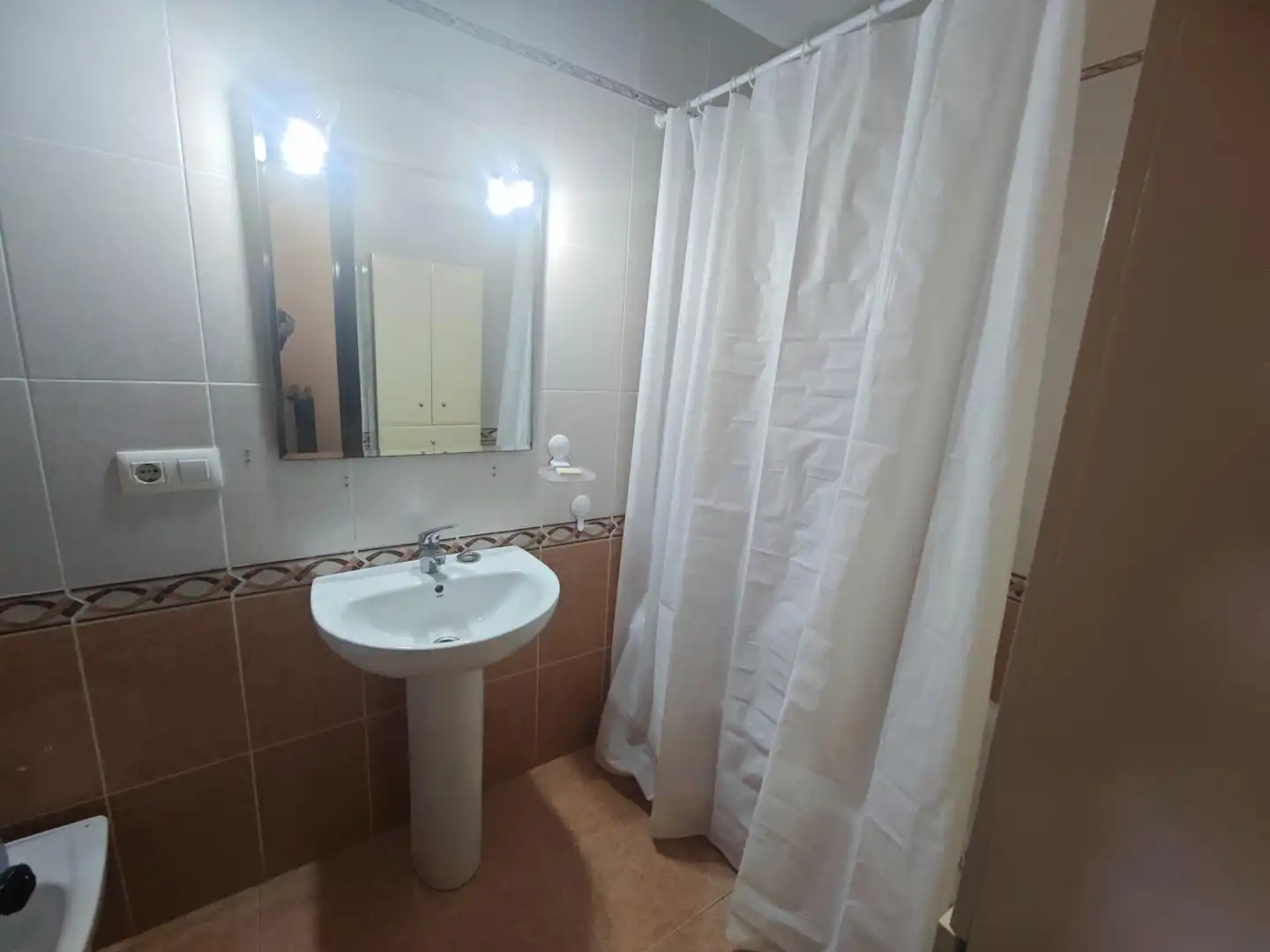 Bany de Casa o xalet en venda en Cartagena amb Jardí privat, Terrassa i Moblat