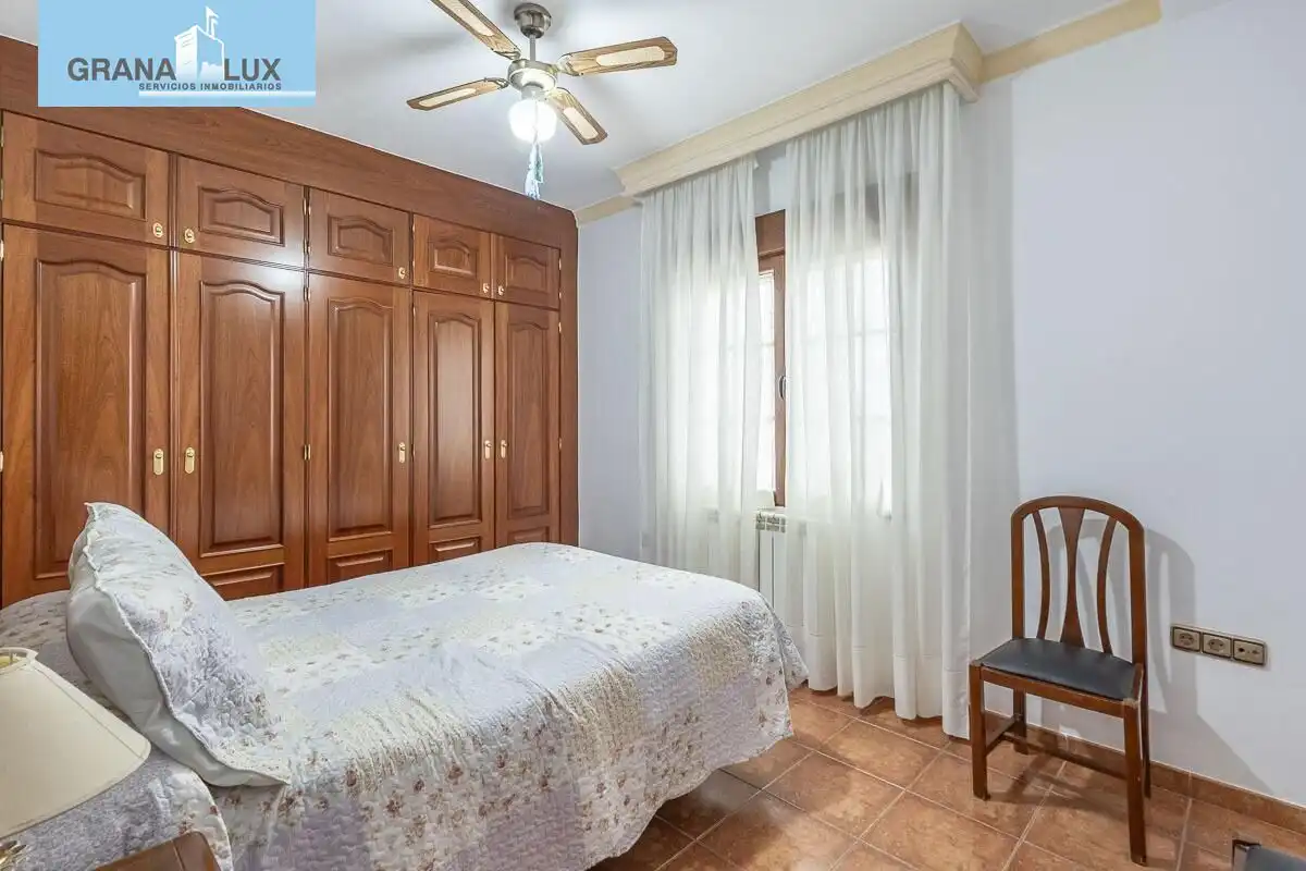 Chalet en venta en Calle de la Virgen del Rocío, imagen 17