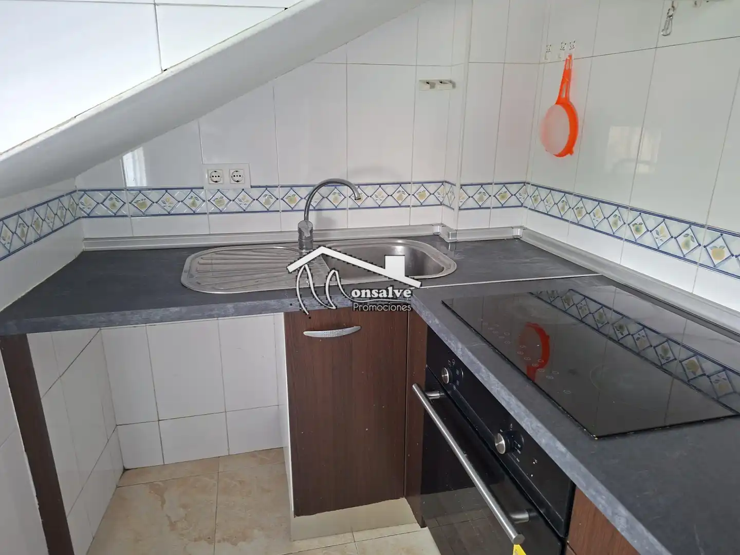 Cuina de Apartament de lloguer en Yeles amb Aire condicionat, Calefacció i Forn